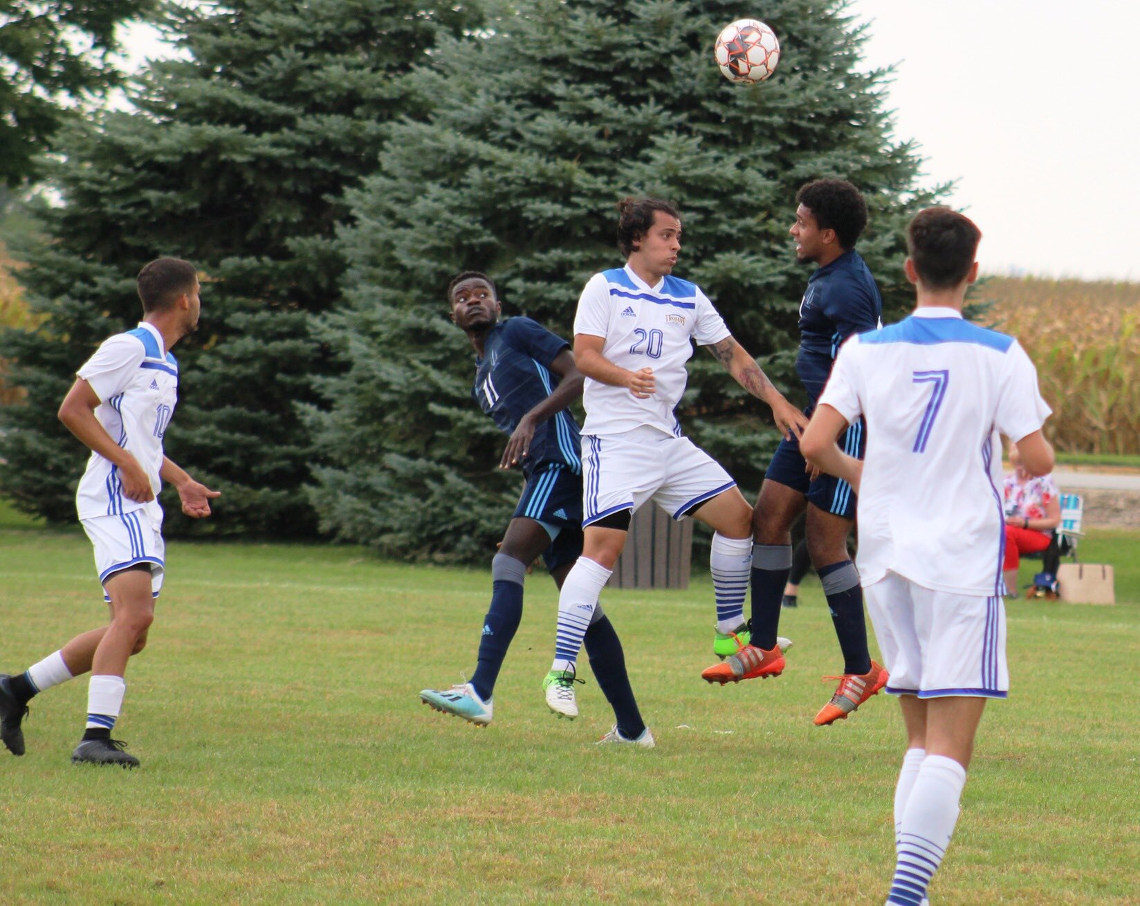 Tritons get past NIACC on road