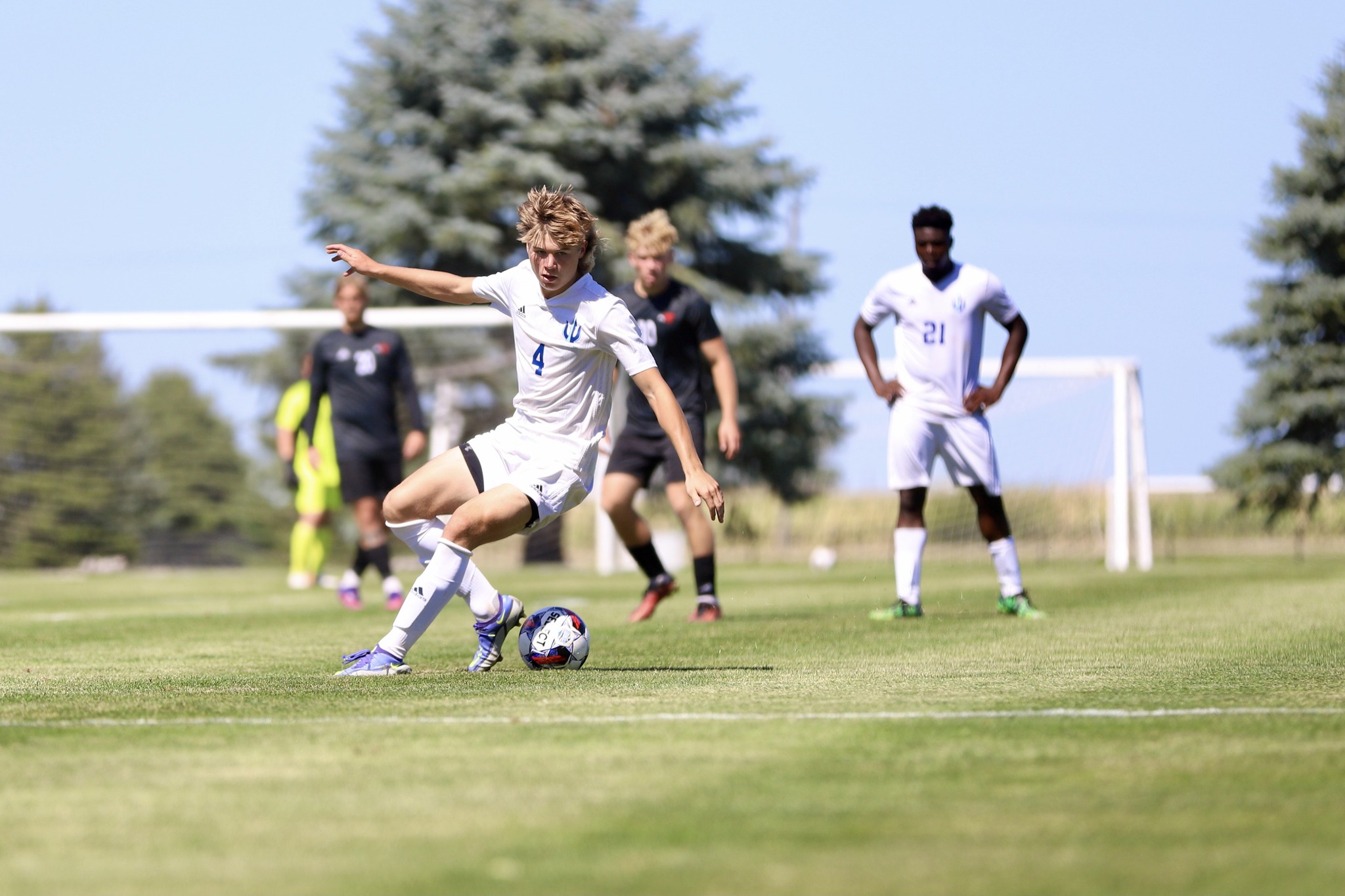 Tritons square off with ranked Reivers