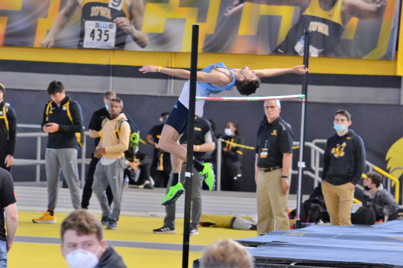 Iowa Central opens indoor track season