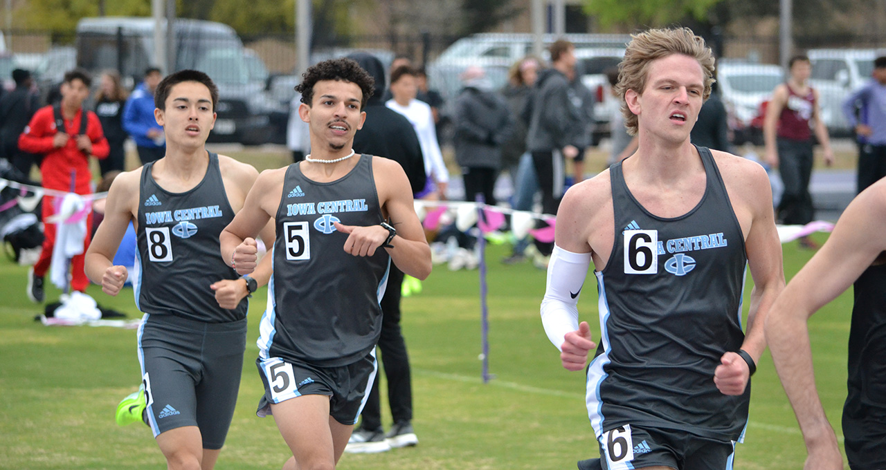 Mens track competed at Kittley Invite in Texas.