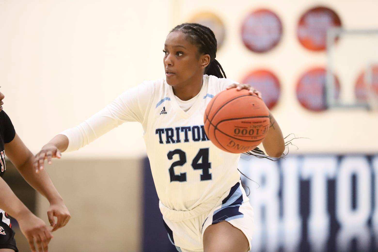No. 16 Tritons open with win at home