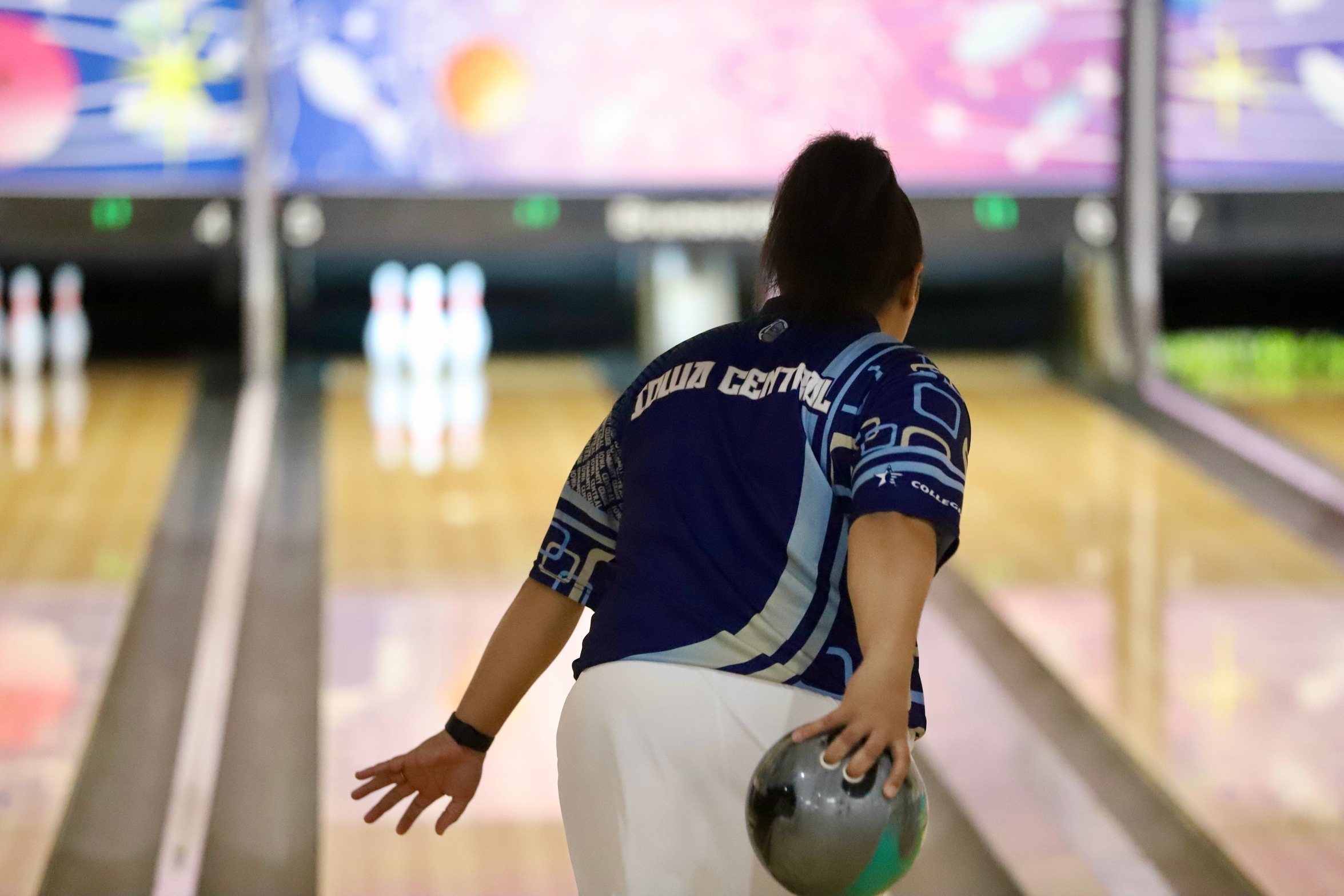 Tritons bowl at Five Seasons Classic