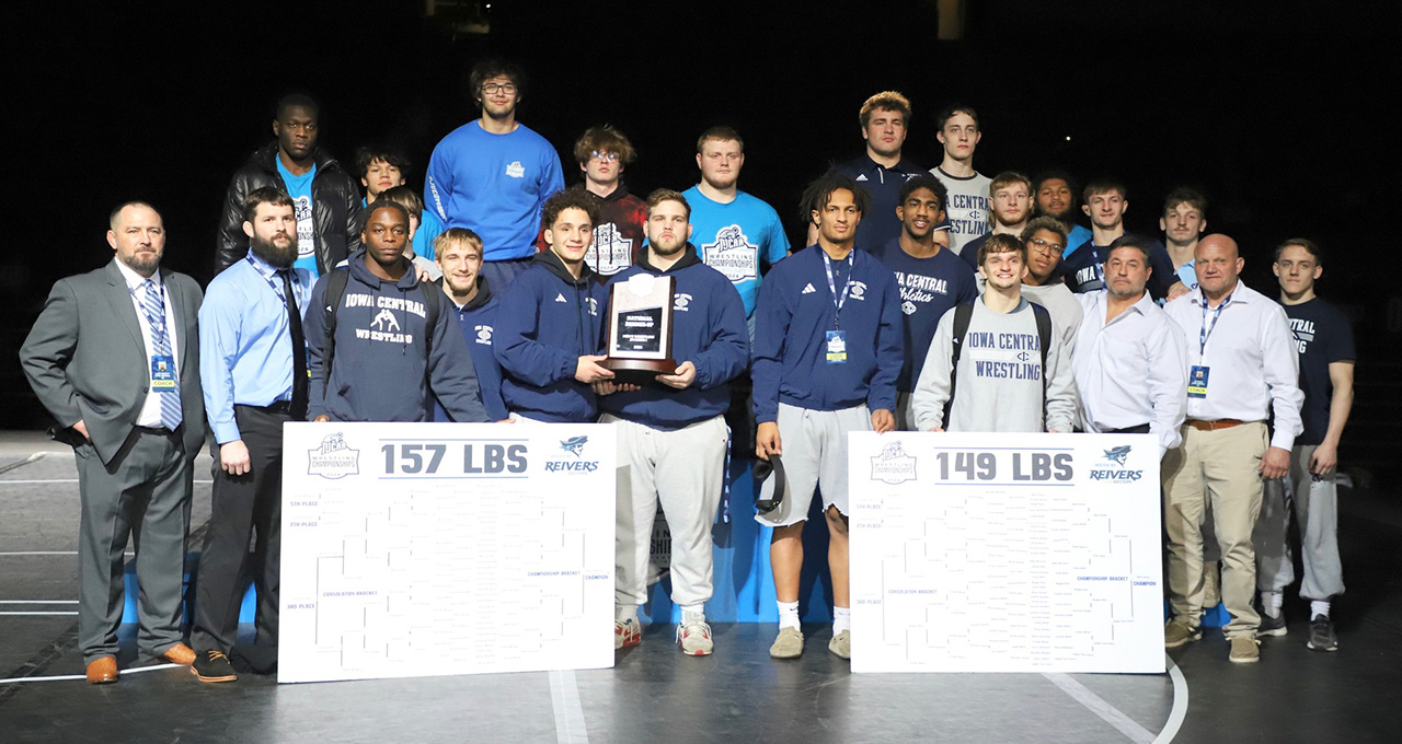 Mens Wrestling finished as national runners up 