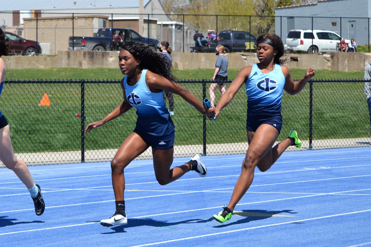 Meet records, national qualifiers for Tritons