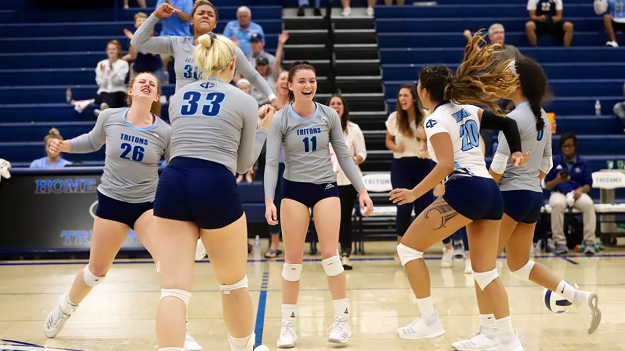 Tritons knock off #2 Cowley, split at KCK Tournament