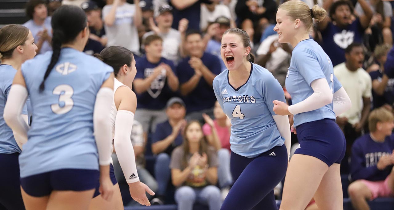 Tritons win 3-2 at nationals over gulf coast 