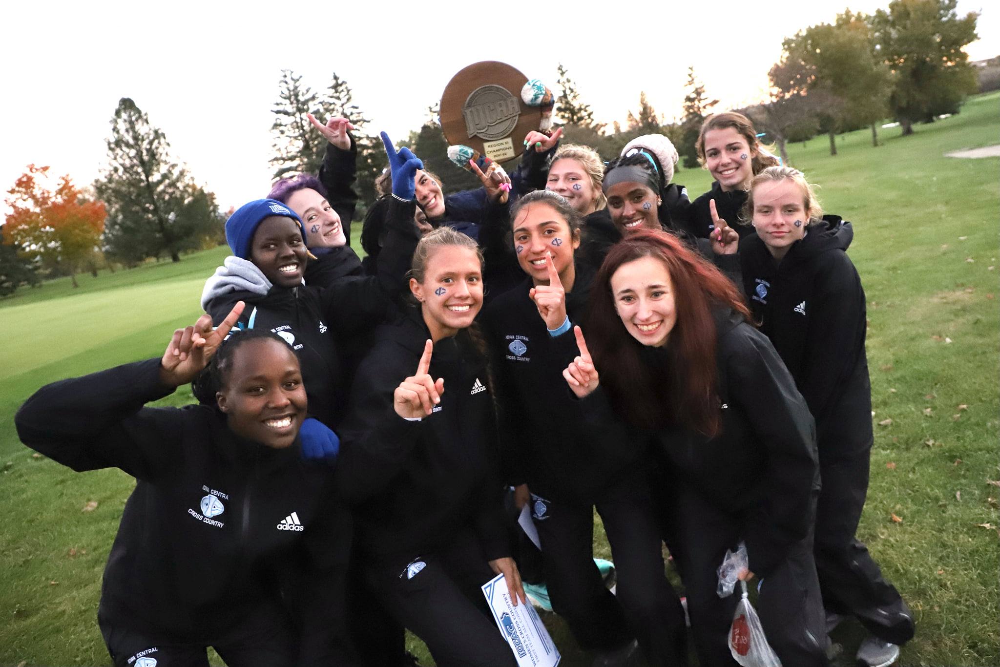 Tritons once again rule cross country regionals